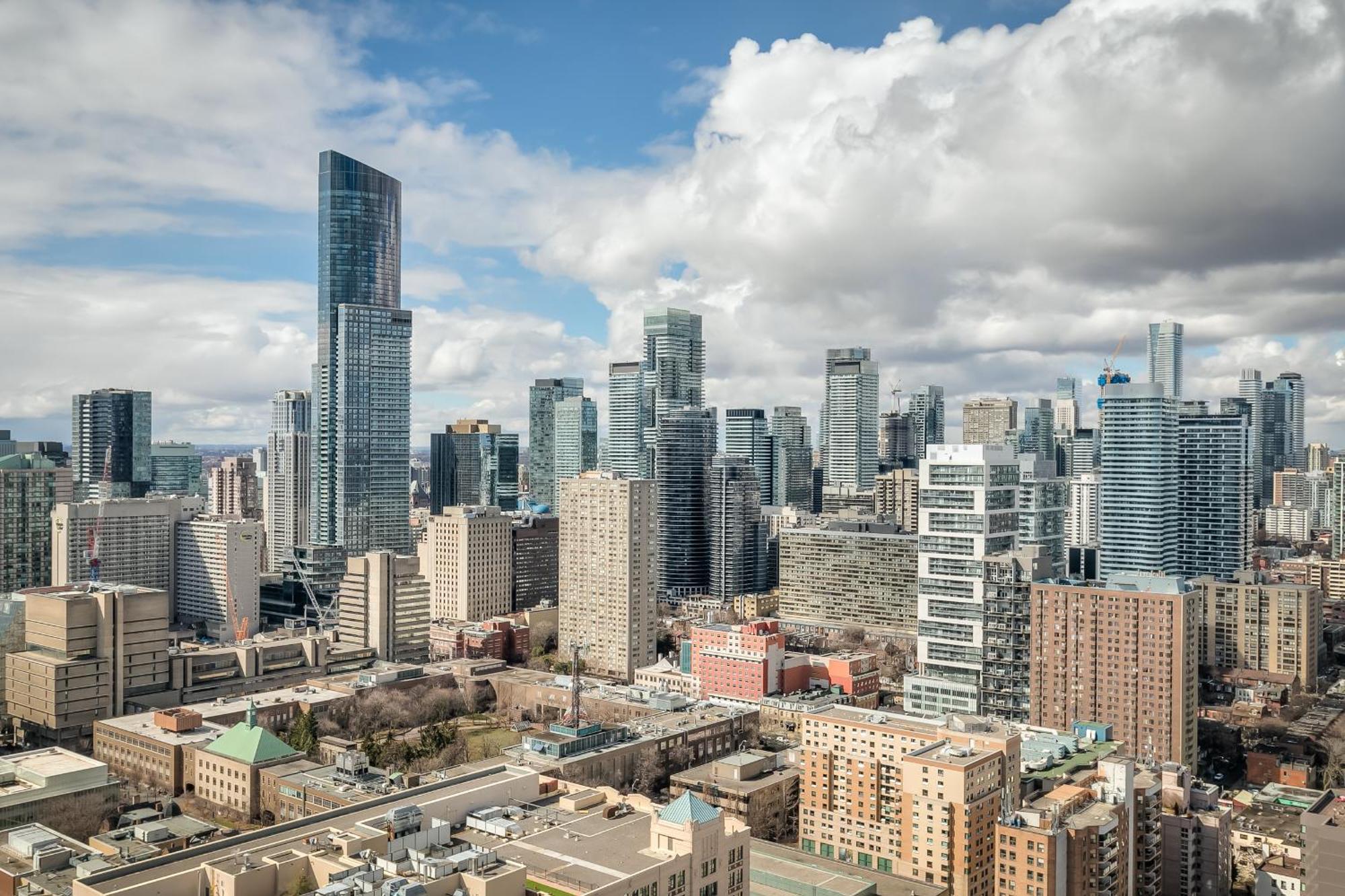 Panorama Suites Downtown Toronto Exterior photo